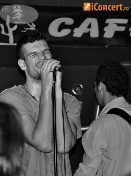 Vama a facut show in Coyote Cafe