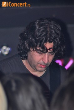 Vama a facut show in Coyote Cafe