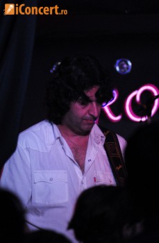 Vama a facut show in Coyote Cafe