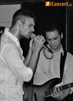 Vama a facut show in Coyote Cafe