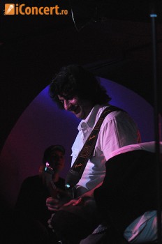 Vama a facut show in Coyote Cafe