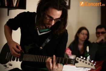 Alexandra & Alec – concert emotionant in Violeta’s Vintage Kitchen