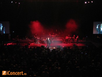 Demis Roussos a adus atmosfera de Craciun in Bucuresti (poze si video)