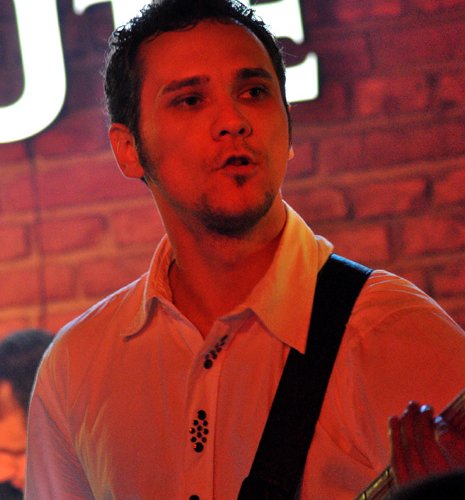POZE: Vama in Club Tribute