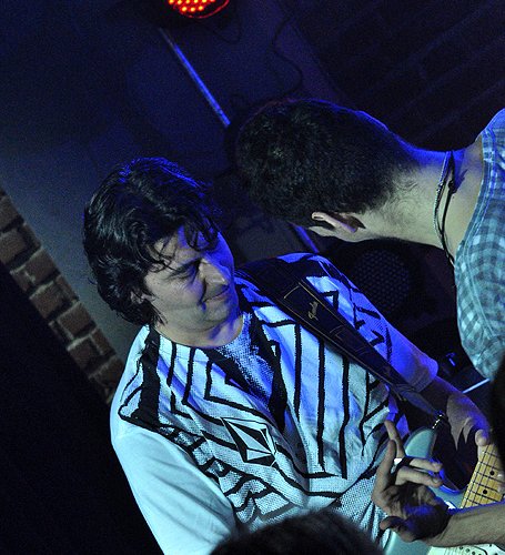 POZE: Vama in Club Tribute