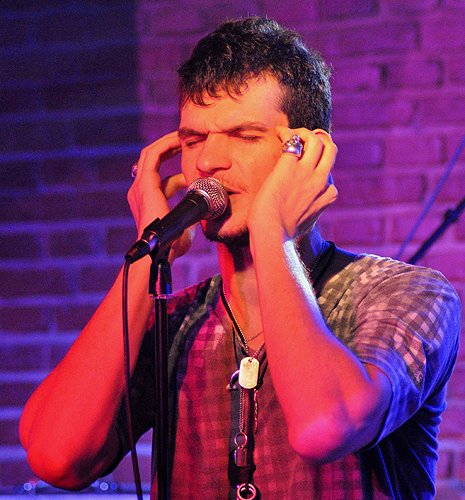 POZE: Vama in Club Tribute
