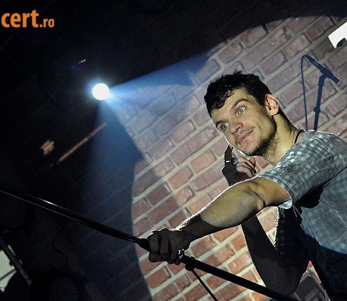 POZE: Vama in Club Tribute
