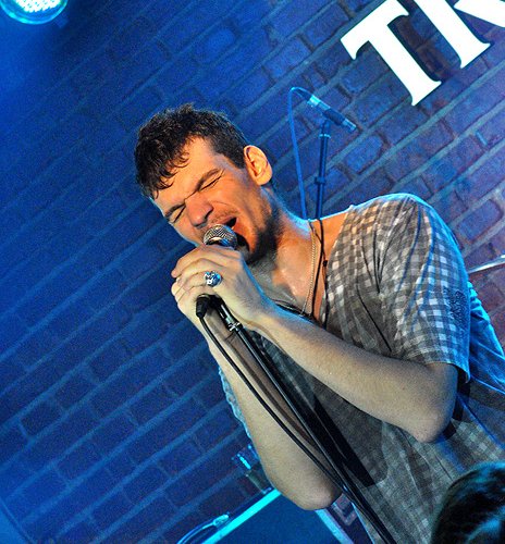 POZE: Vama in Club Tribute
