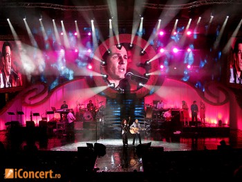 Stefan Banica jr. - de 8 ani impreuna de Craciun (poze si video)