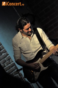 Parlament in Club Tribute