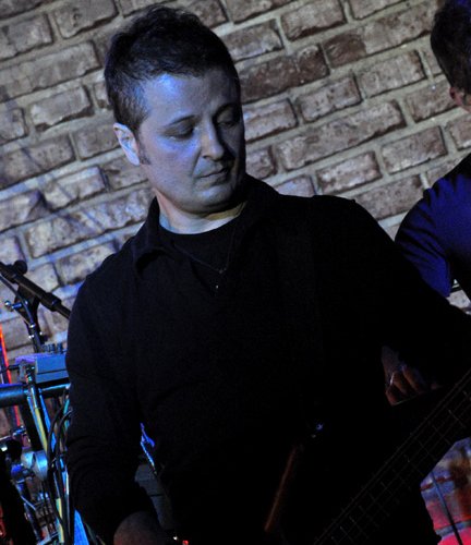 Parlament in Club Tribute