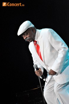 POZE: Live from Buena Vista – The Havana Lounge