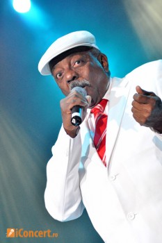 POZE: Live from Buena Vista – The Havana Lounge