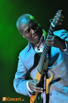 POZE: Live from Buena Vista – The Havana Lounge