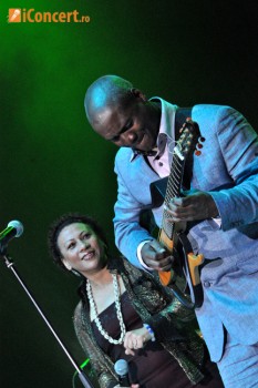 POZE: Live from Buena Vista – The Havana Lounge