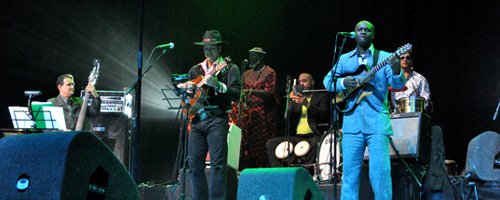 POZE: Live from Buena Vista – The Havana Lounge