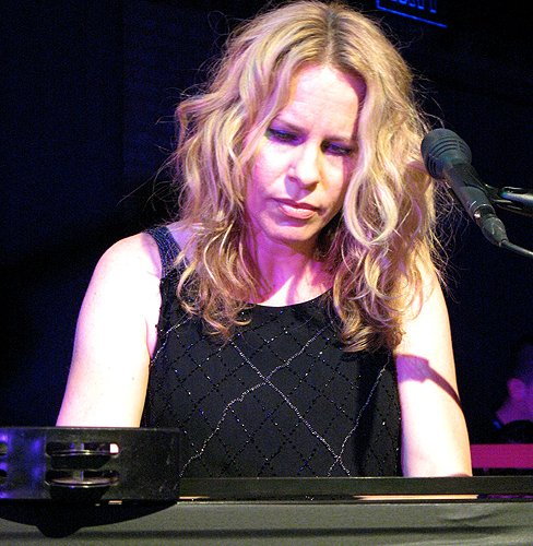 Valentine’s Day cu Vonda Shepard