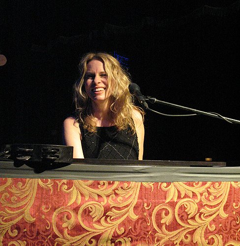 Valentine’s Day cu Vonda Shepard