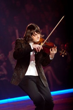 kings-on-ice_alex-chelba_