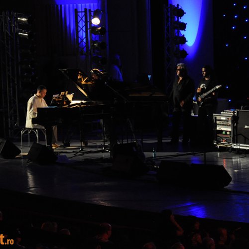 Phoenix - Classics