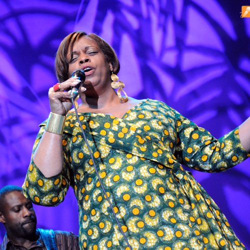 Dianne Reeves