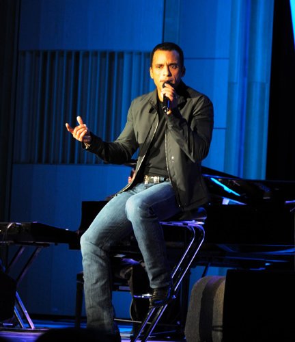 Poze Jon Secada