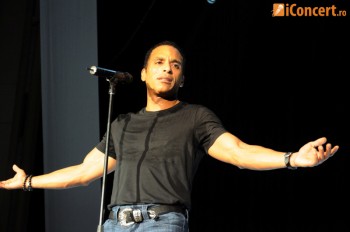 Poze Jon Secada