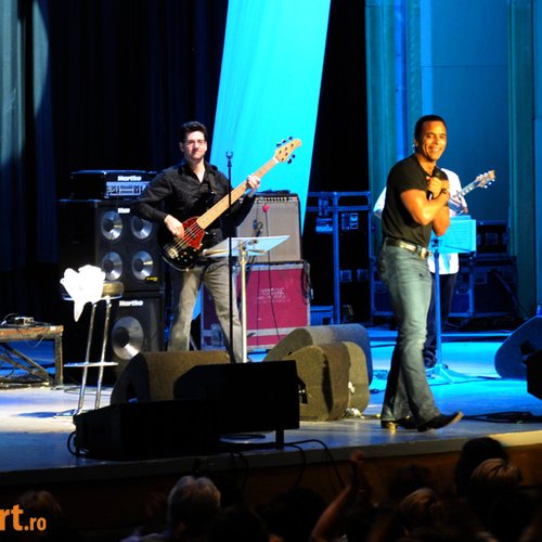 Poze Jon Secada