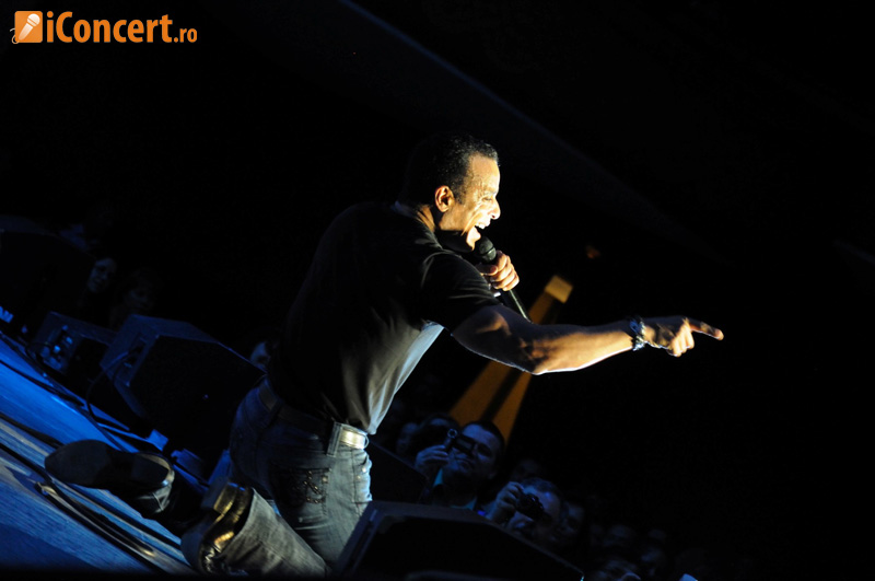 Poze Jon Secada