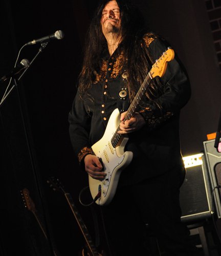 Rick Estrin & The Nightcats