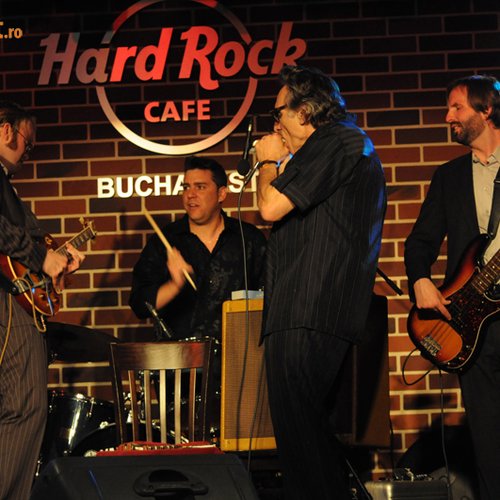 Rick Estrin & The Nightcats