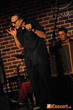 Rick Estrin & The Nightcats