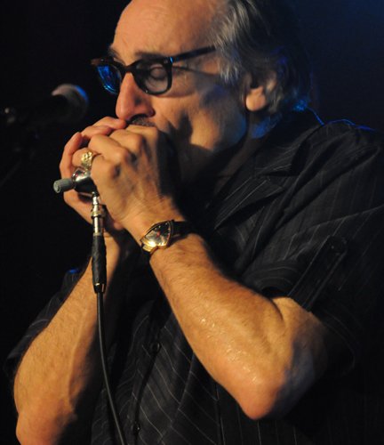 Rick Estrin & The Nightcats