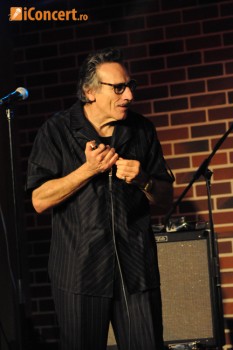 Rick Estrin & The Nightcats