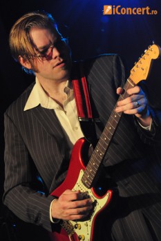 Rick Estrin & The Nightcats