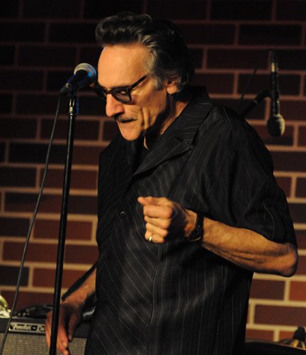 Rick Estrin & The Nightcats