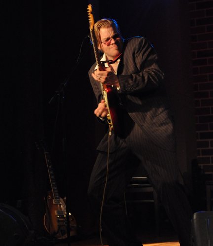 Rick Estrin & The Nightcats