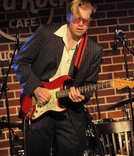 Rick Estrin & The Nightcats