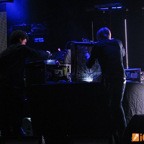 Poze Simian Mobile Disco
