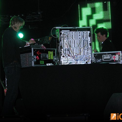 Poze Simian Mobile Disco