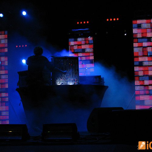 Poze Simian Mobile Disco