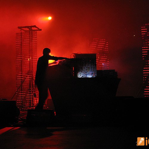 Poze Simian Mobile Disco