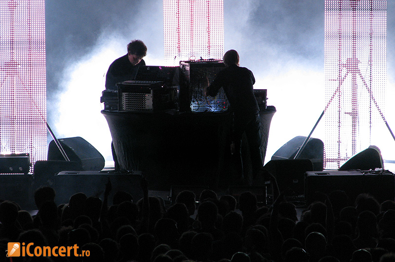 Poze Simian Mobile Disco