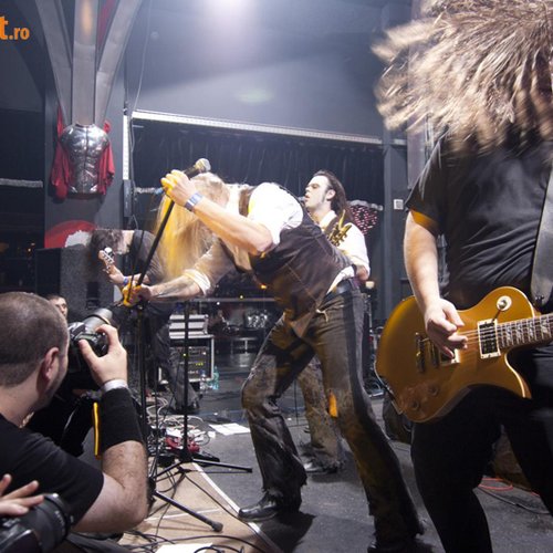 Labyrinthic Metal Evening