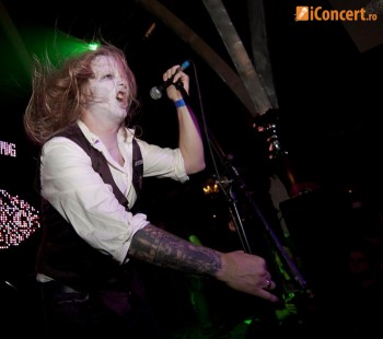 Labyrinthic Metal Evening