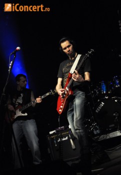Poze Paul Gilbert - Photo