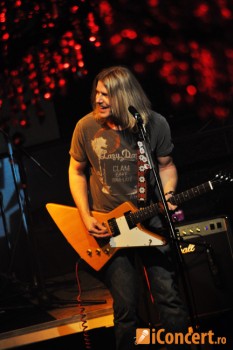 Poze Paul Gilbert - Photo