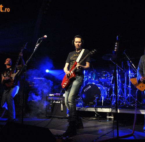 Poze Paul Gilbert - Photo