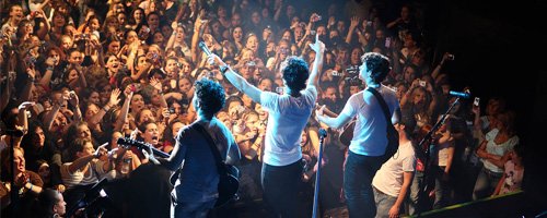 crowd