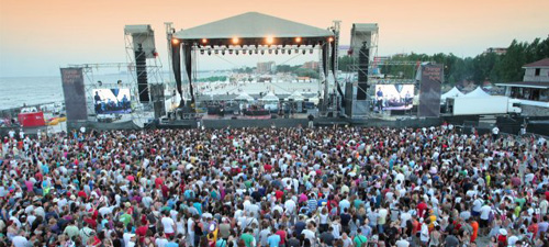 Concerte şi petreceri de 1 mai 2011